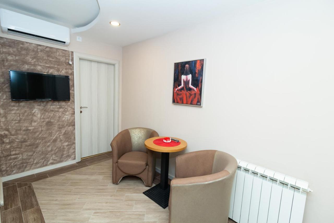 Apartment New Center 1 *